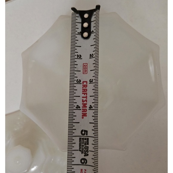 Vintage MCM White Milk Glass Octagon Candy Dish with Lid Grapes Leaves Design - Picture 5 of 6